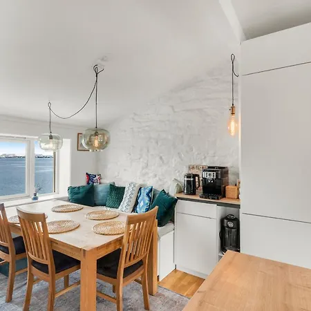 Cozy With A Sea View In The Heart Of The *