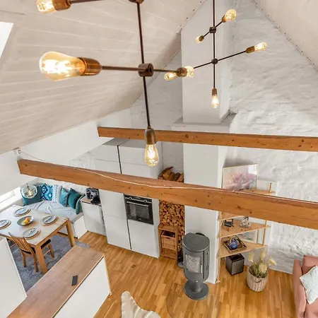 Cozy With A Sea View In The Heart Of The