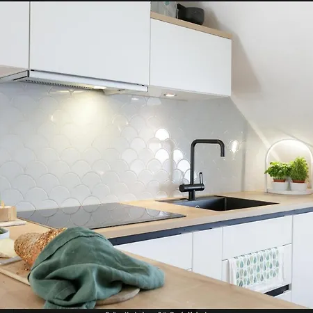 Cozy With A Sea View In The Heart Of The Apartman