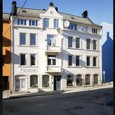 Cozy With A Sea View In The Heart Of The Ålesund